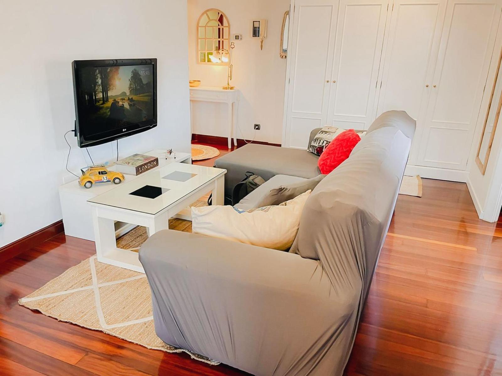 Apartamento Centro De Vigo, Garaje Y Vistas Ria المظهر الخارجي الصورة
